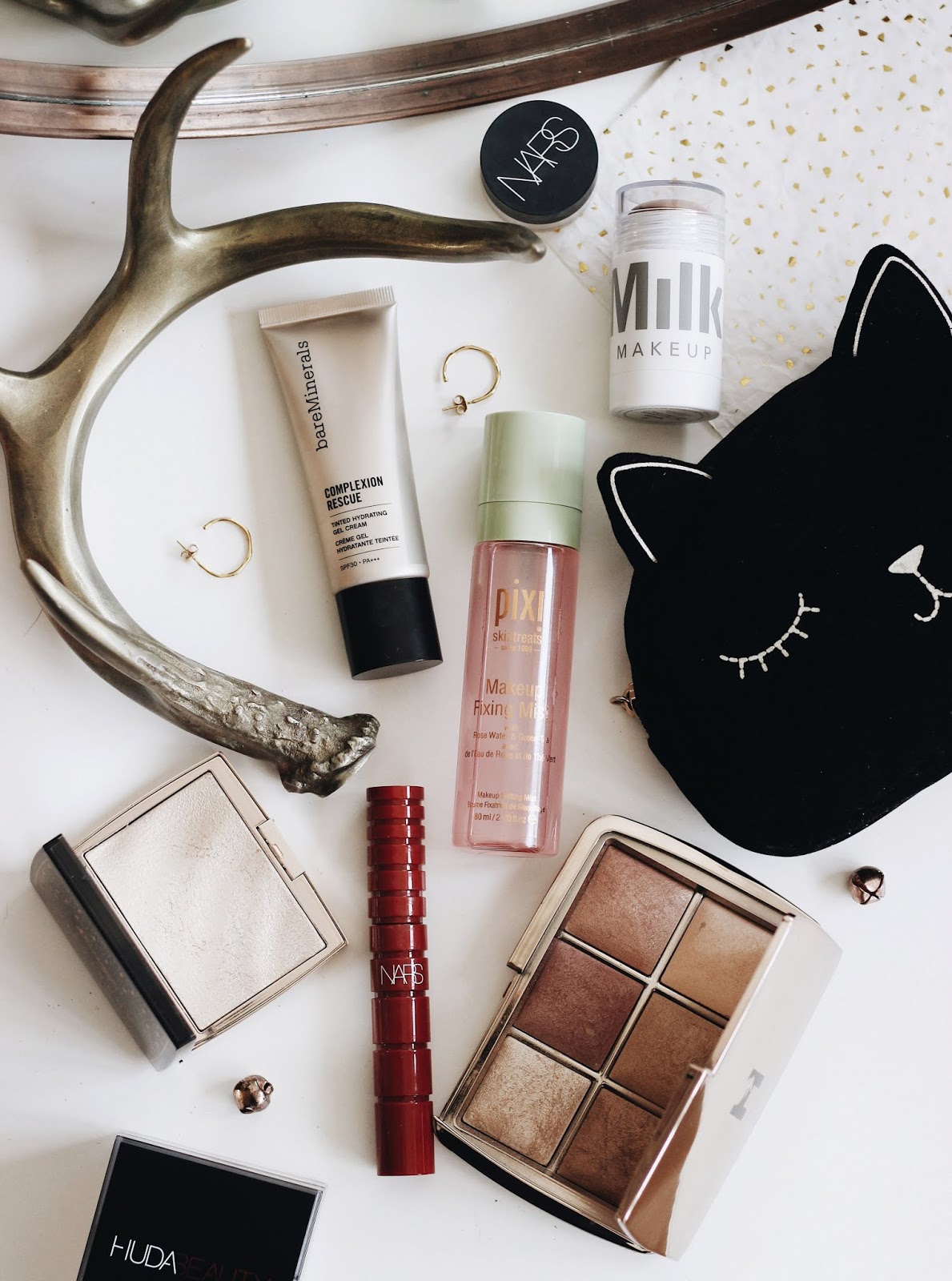 A Transitional Makeup Bag