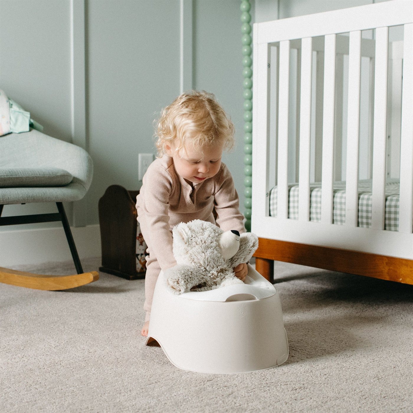 Toddler potty chair lifestyle image from Jool Baby